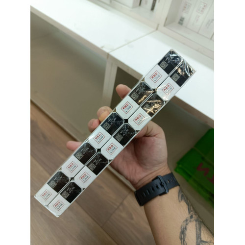 Red Line White Slims